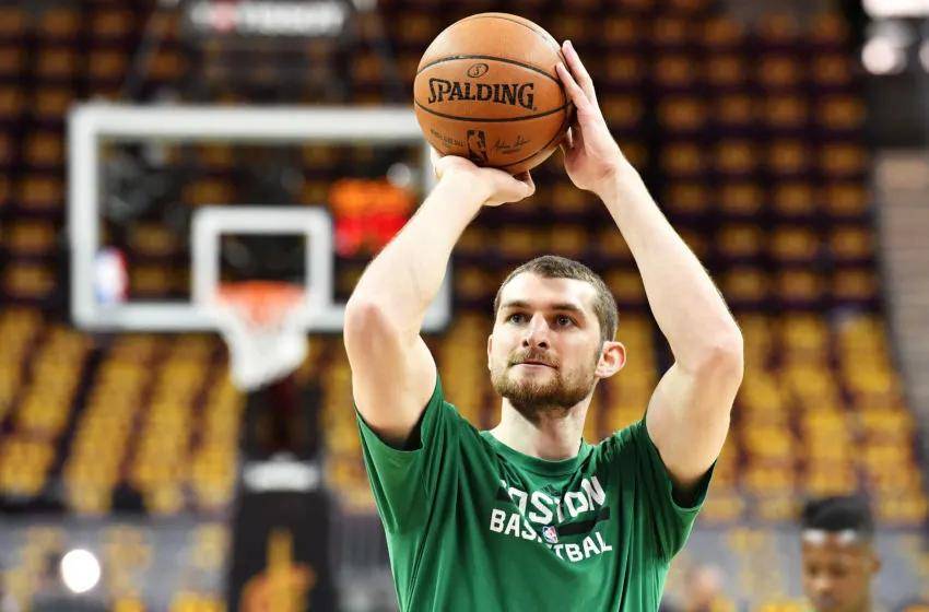 关于关键时刻圣安东尼奥马刺迎来里程碑：法国杯节点到来；引发热议；心理建设被强调的信息