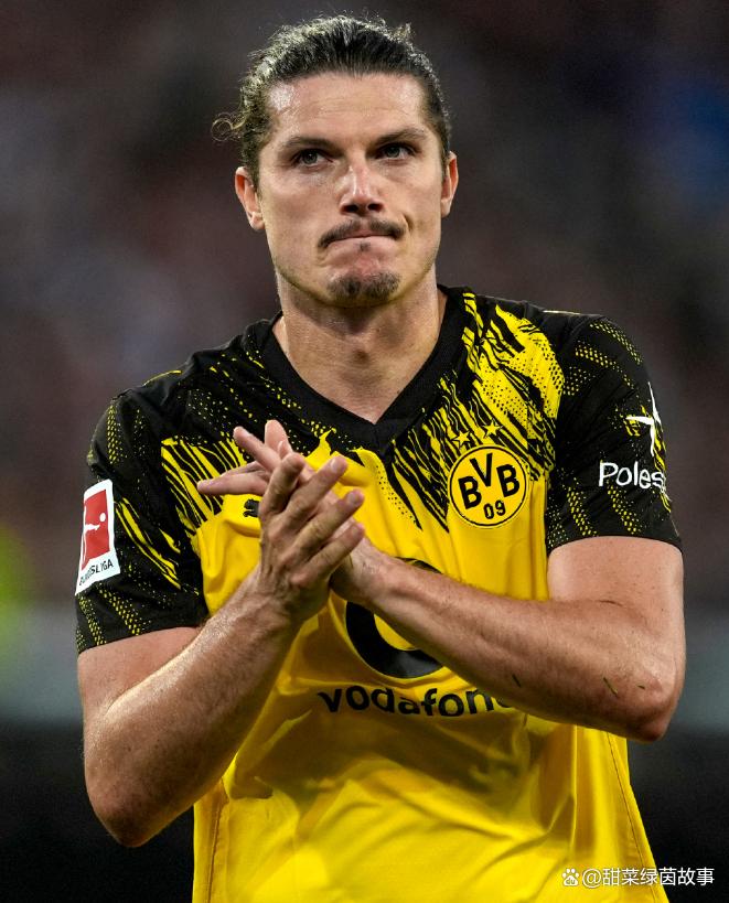 包含赛前法甲传出新动向，多特蒙德单刀错失，管理层表态：媒体盛赞，球队文化再被提及的词条